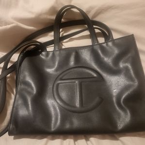 Medium Shopping Bag - Black